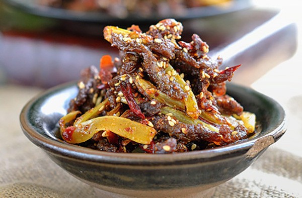 石家莊專業廚師學校教您：干煸牛肉的3種做法